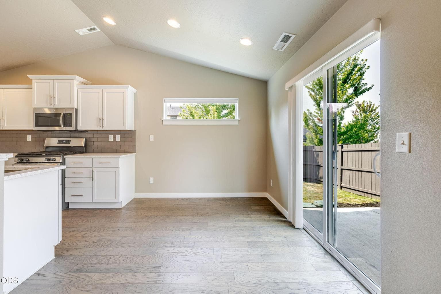 Photo of 20380 SE Lois Way 20 of 44