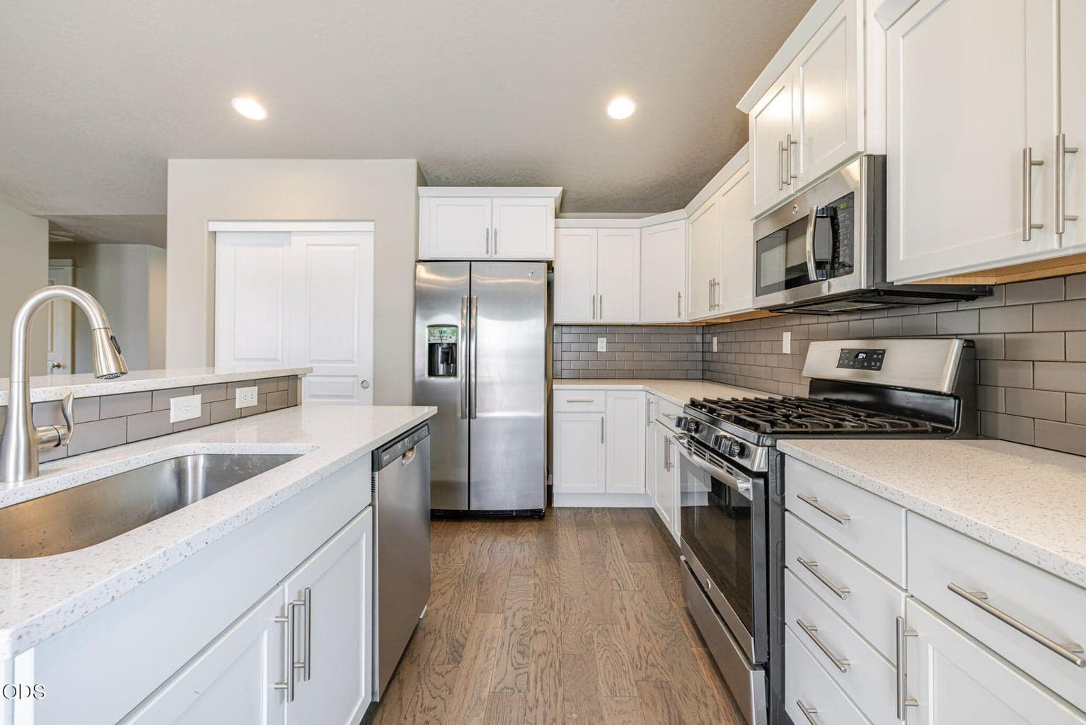 Photo of 20380 SE Lois Way 17 of 44