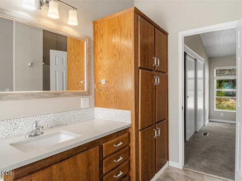 Photo of 53160 Bridge Drive 33 of 51