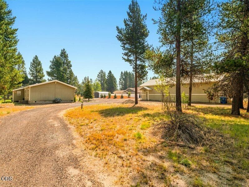 Photo of 53160 Bridge Drive 46 of 51