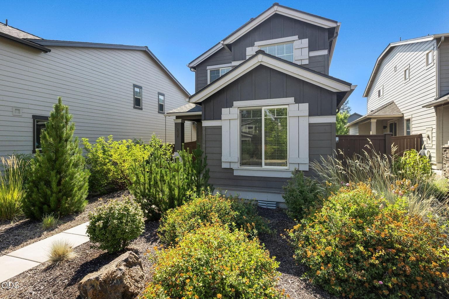 Photo of 61065 Sydney Harbor Drive 3 of 53