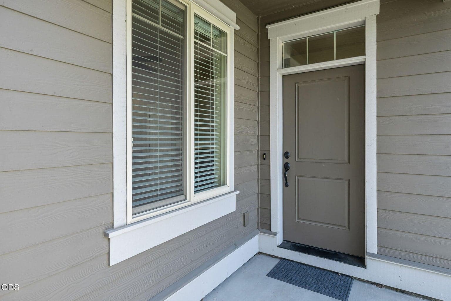 Photo of 61065 Sydney Harbor Drive 4 of 53