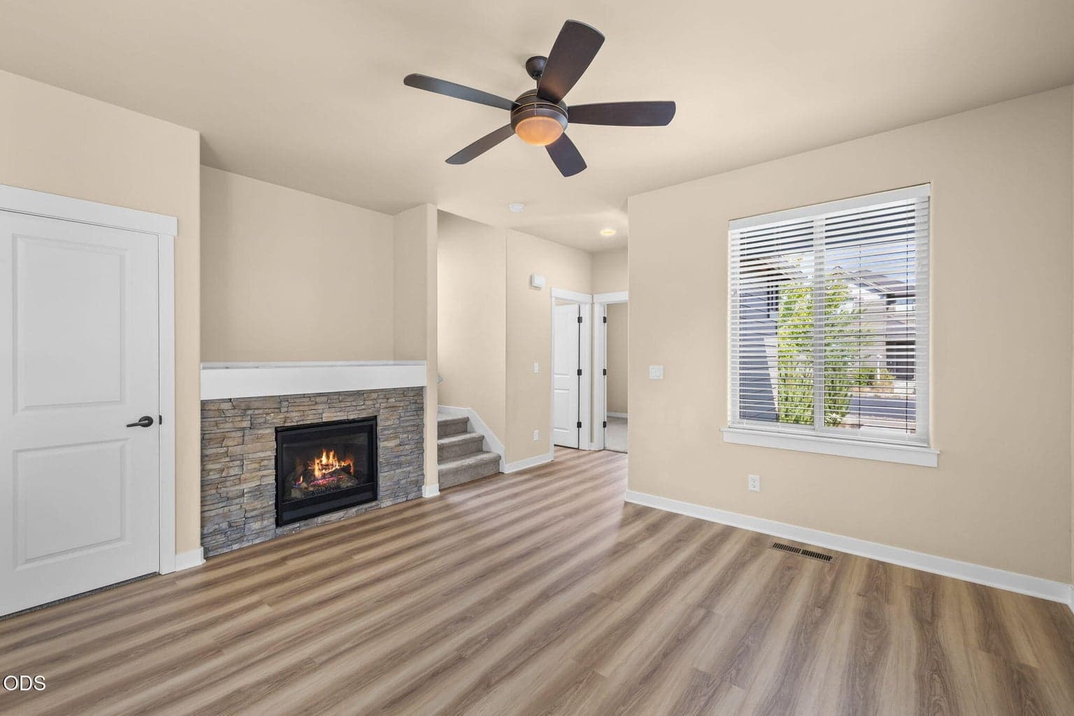 Photo of 61065 SE Sydney Harbor Drive 11 of 53