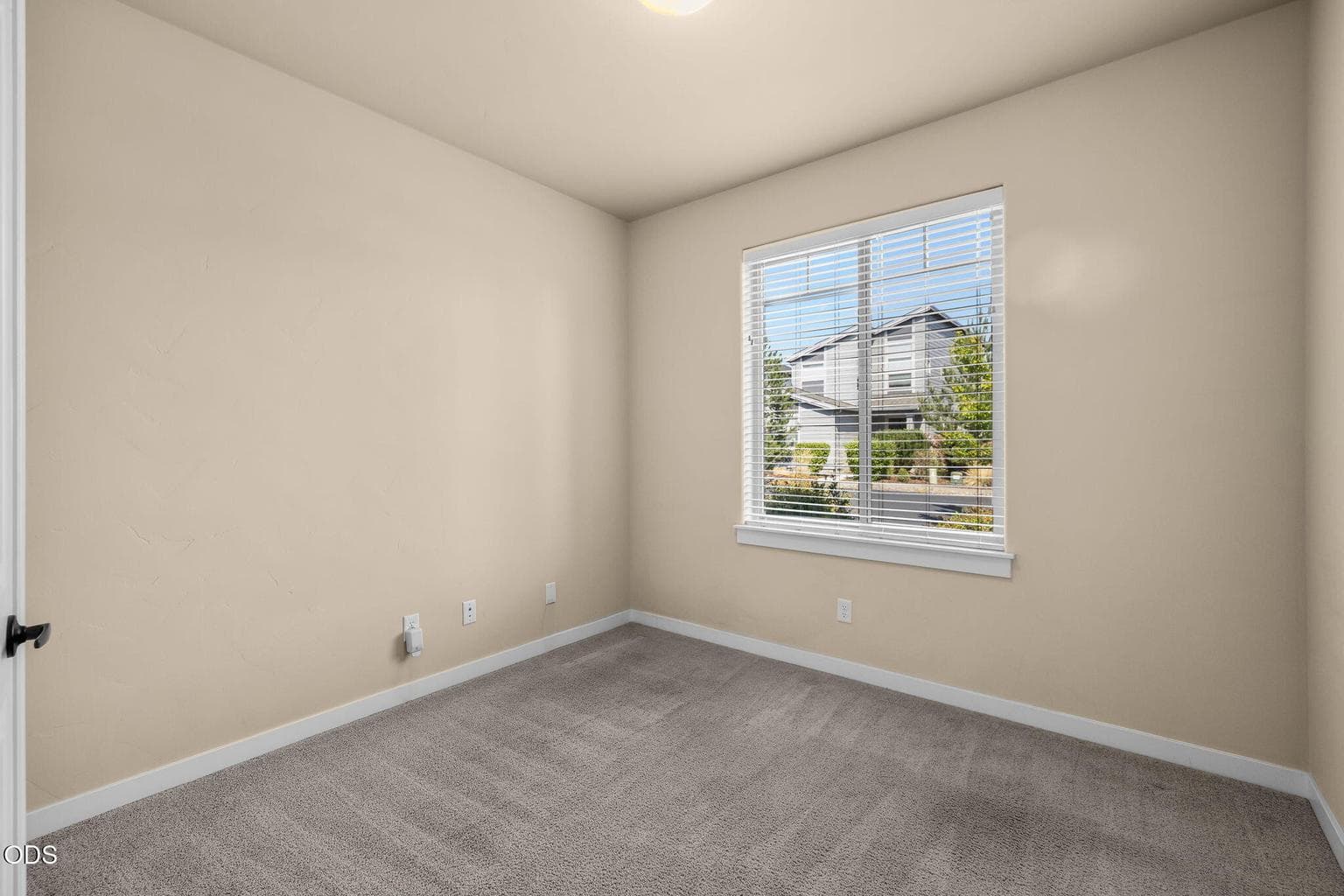 Photo of 61065 SE Sydney Harbor Drive 36 of 53