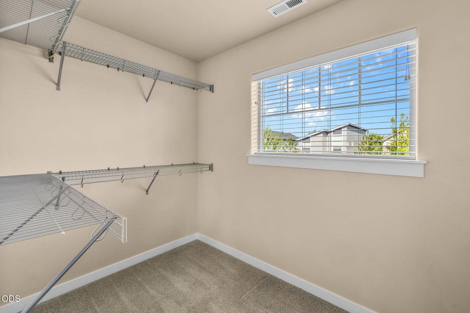 Photo of 61065 SE Sydney Harbor Drive 30 of 53
