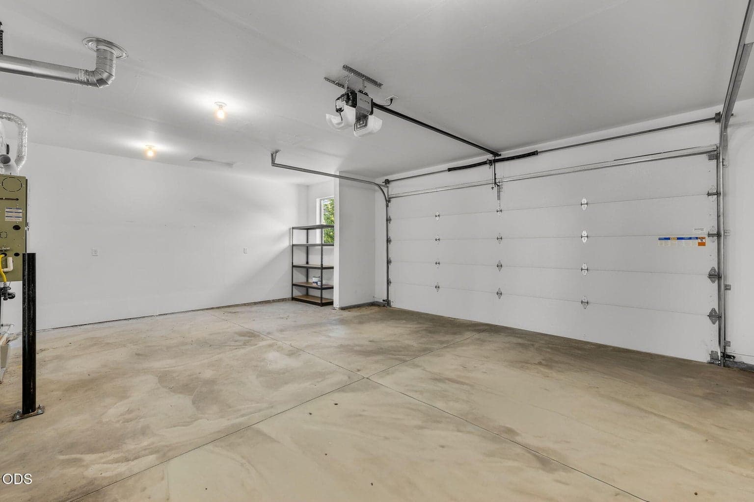 Photo of 61065 SE Sydney Harbor Drive 40 of 53