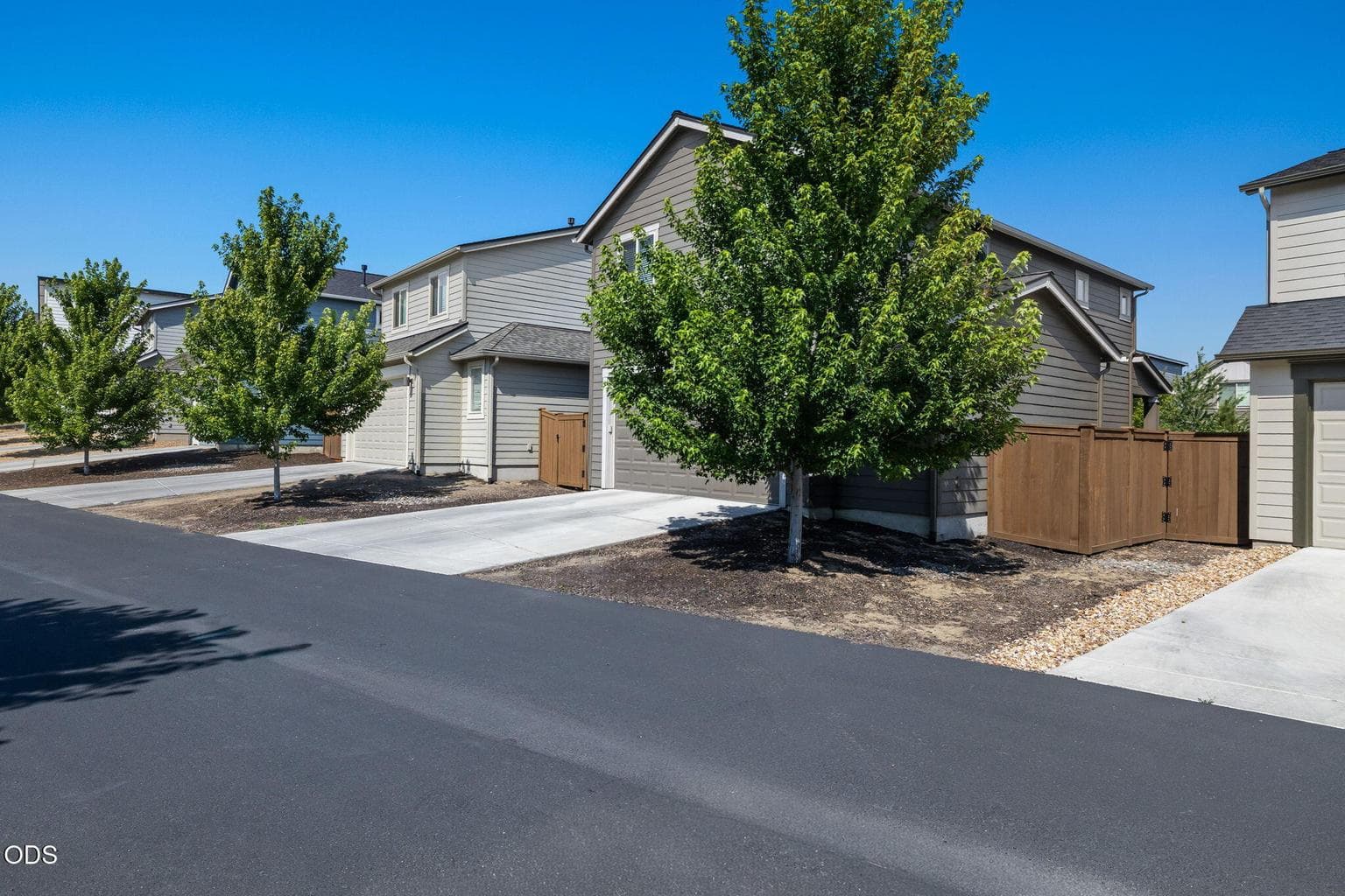 Photo of 61065 SE Sydney Harbor Drive 46 of 53