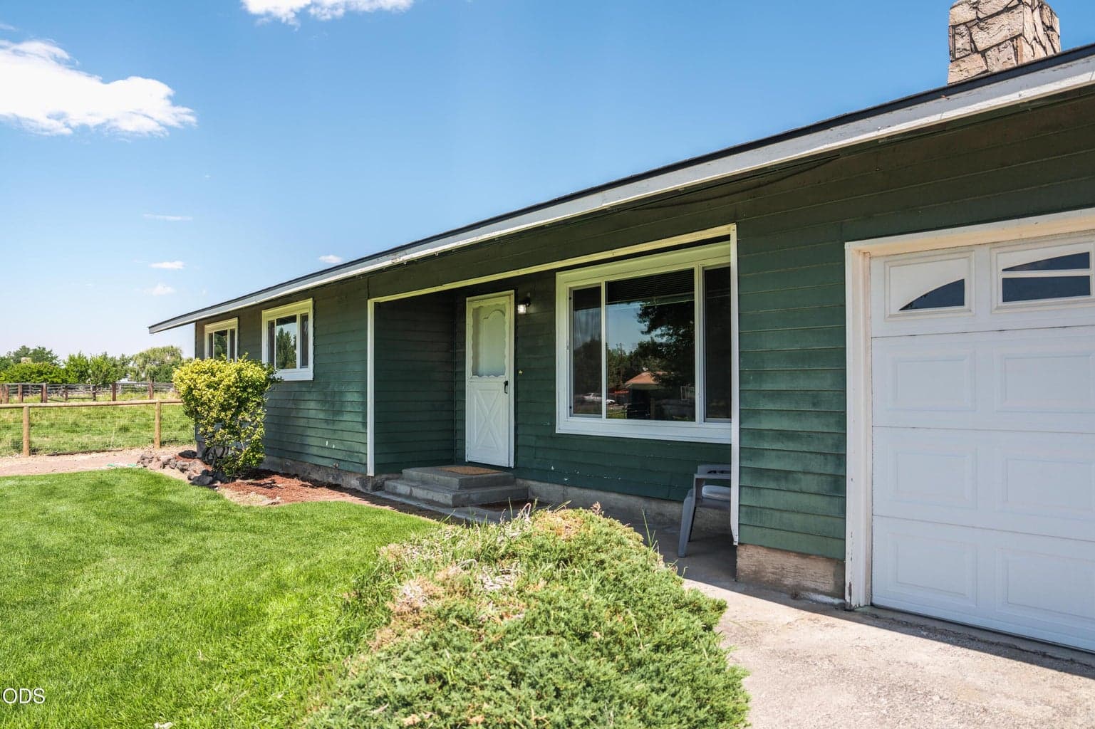 Photo of 1714 53rd Street 5 of 95