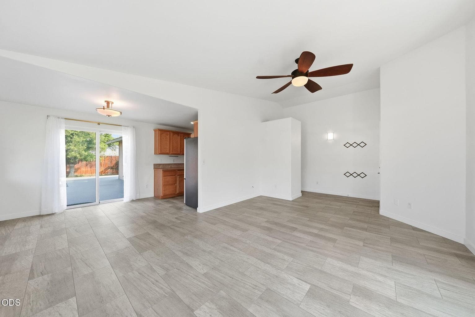Photo of 3314 NE Palmer Drive 12 of 31