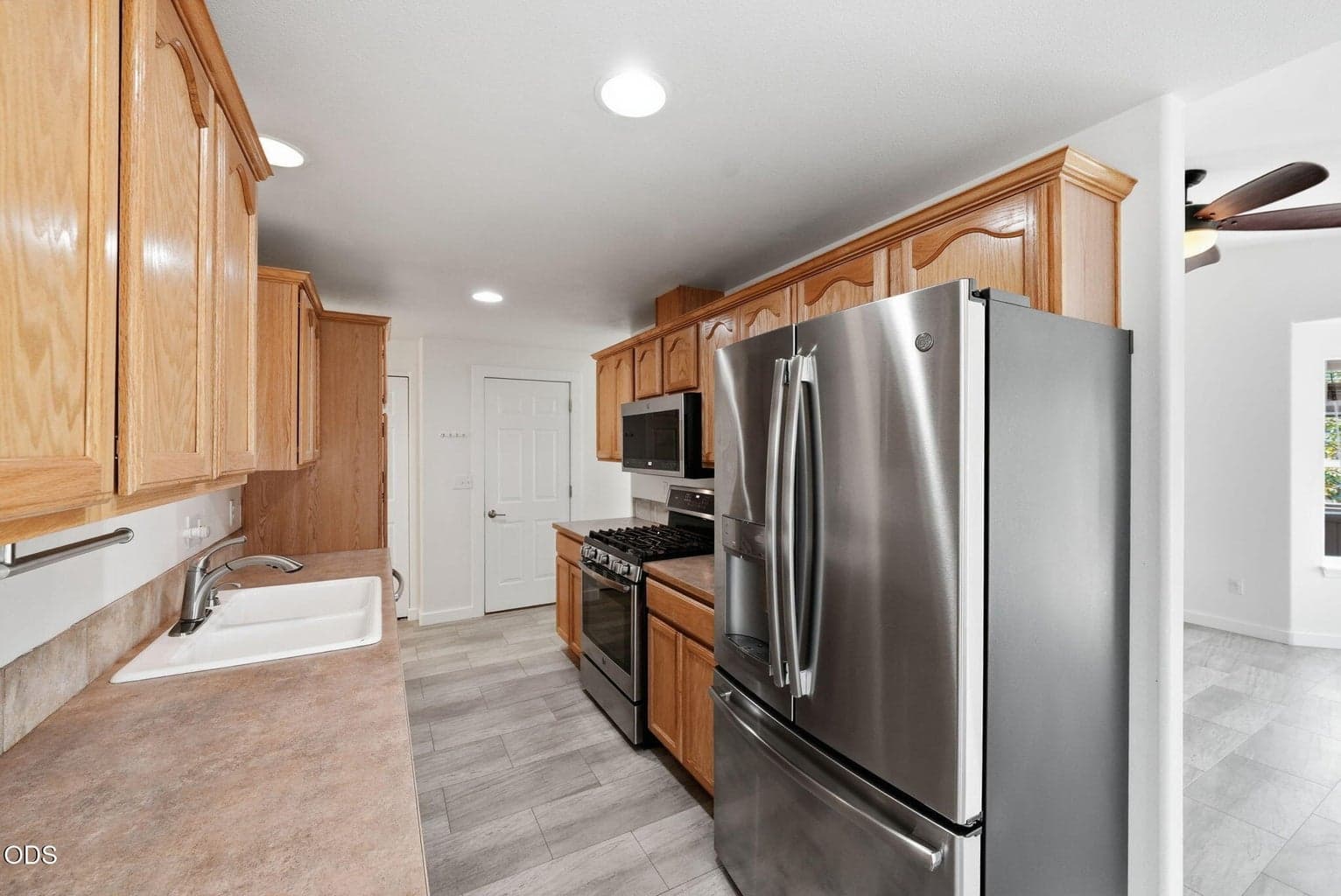 Photo of 3314 NE Palmer Drive 23 of 31