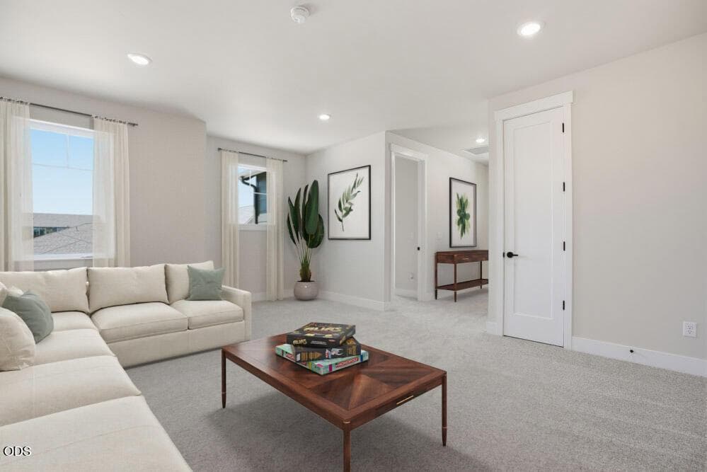Photo of 60928 Apollo Place 5 of 13