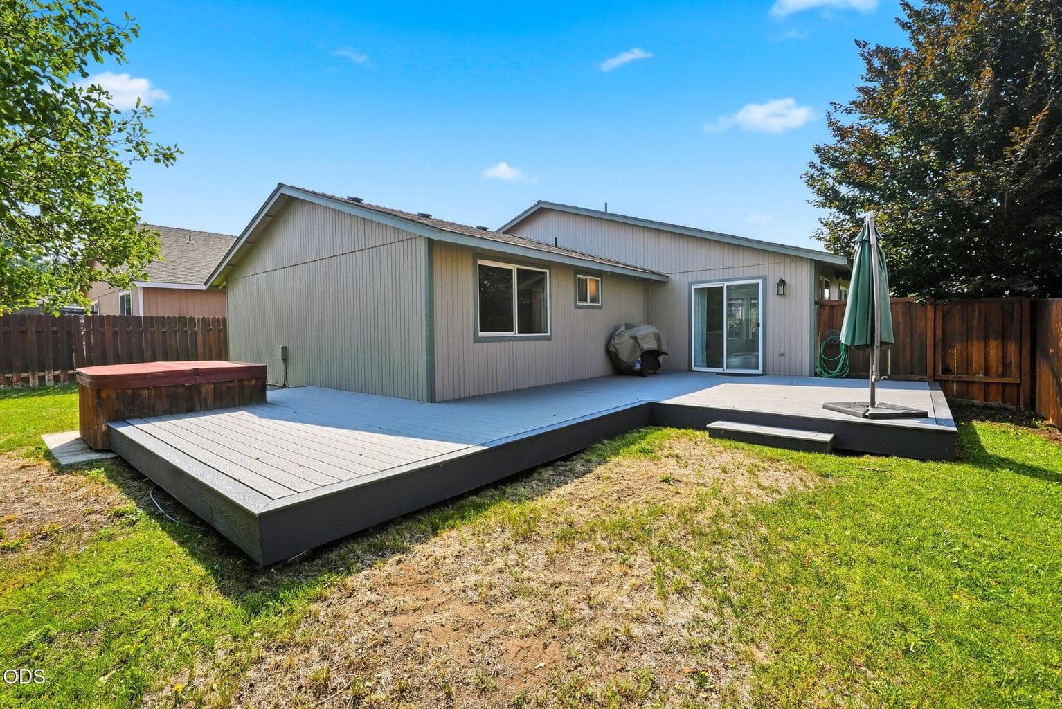 Photo of 3314 NE Palmer Drive 16 of 31
