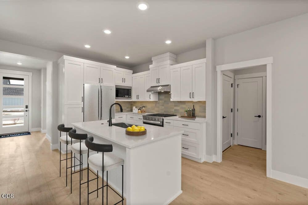 Photo of 60842 Barstow Place 4 of 12