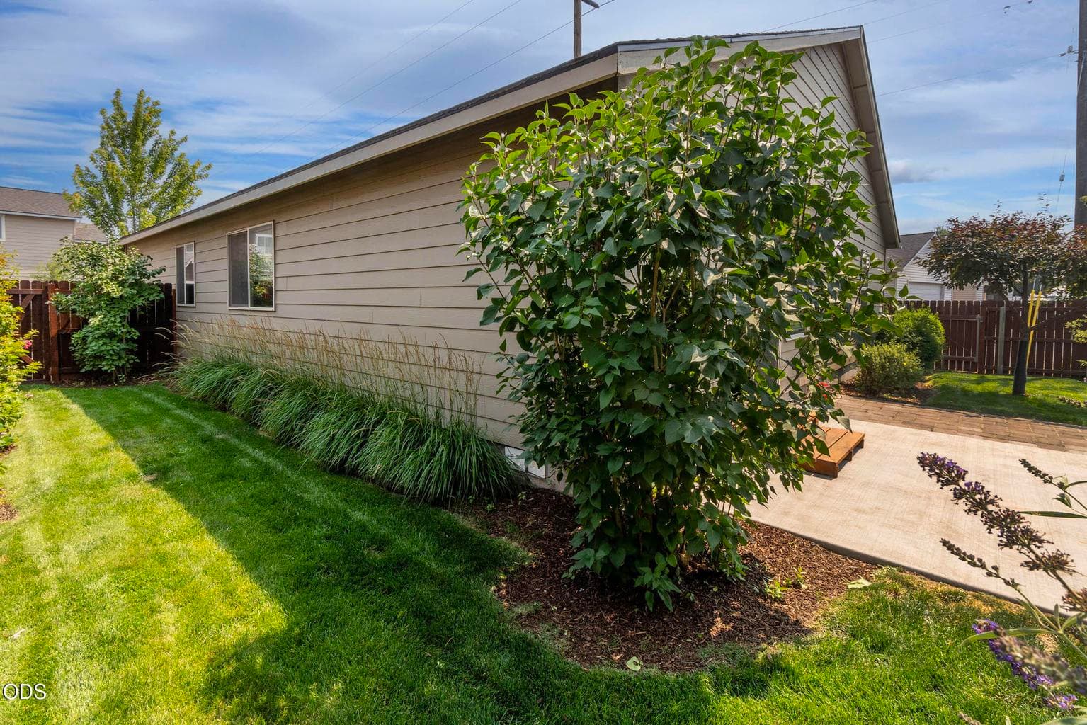 Photo of 63205 NE Jimbo Lane 17 of 21