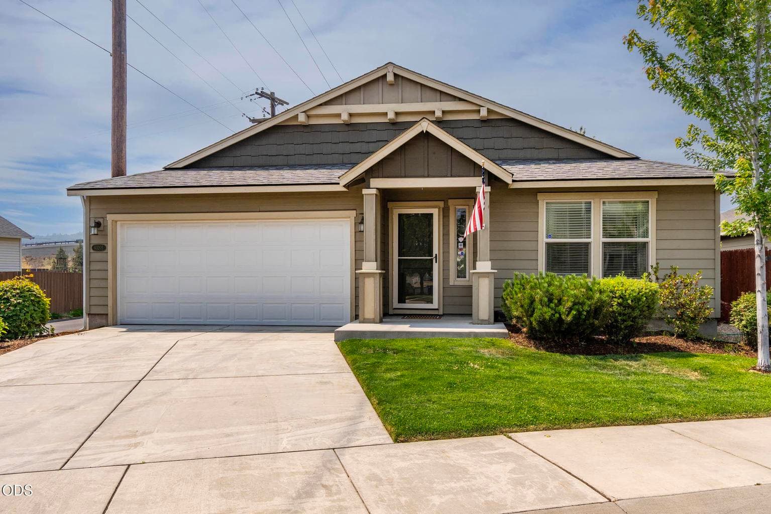 Photo of 63205 NE Jimbo Lane 20 of 21