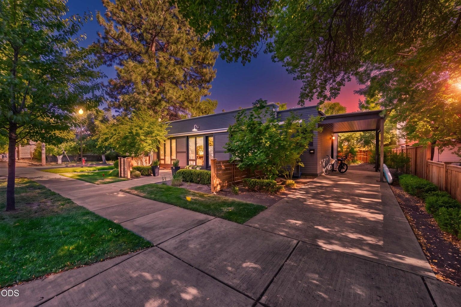 Photo of 711 Georgia Avenue 1 of 26