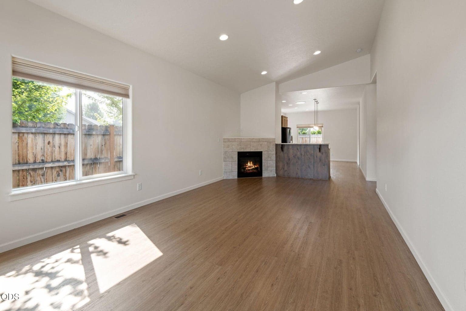 Photo of 2920 Hemlock Lane 4 of 26