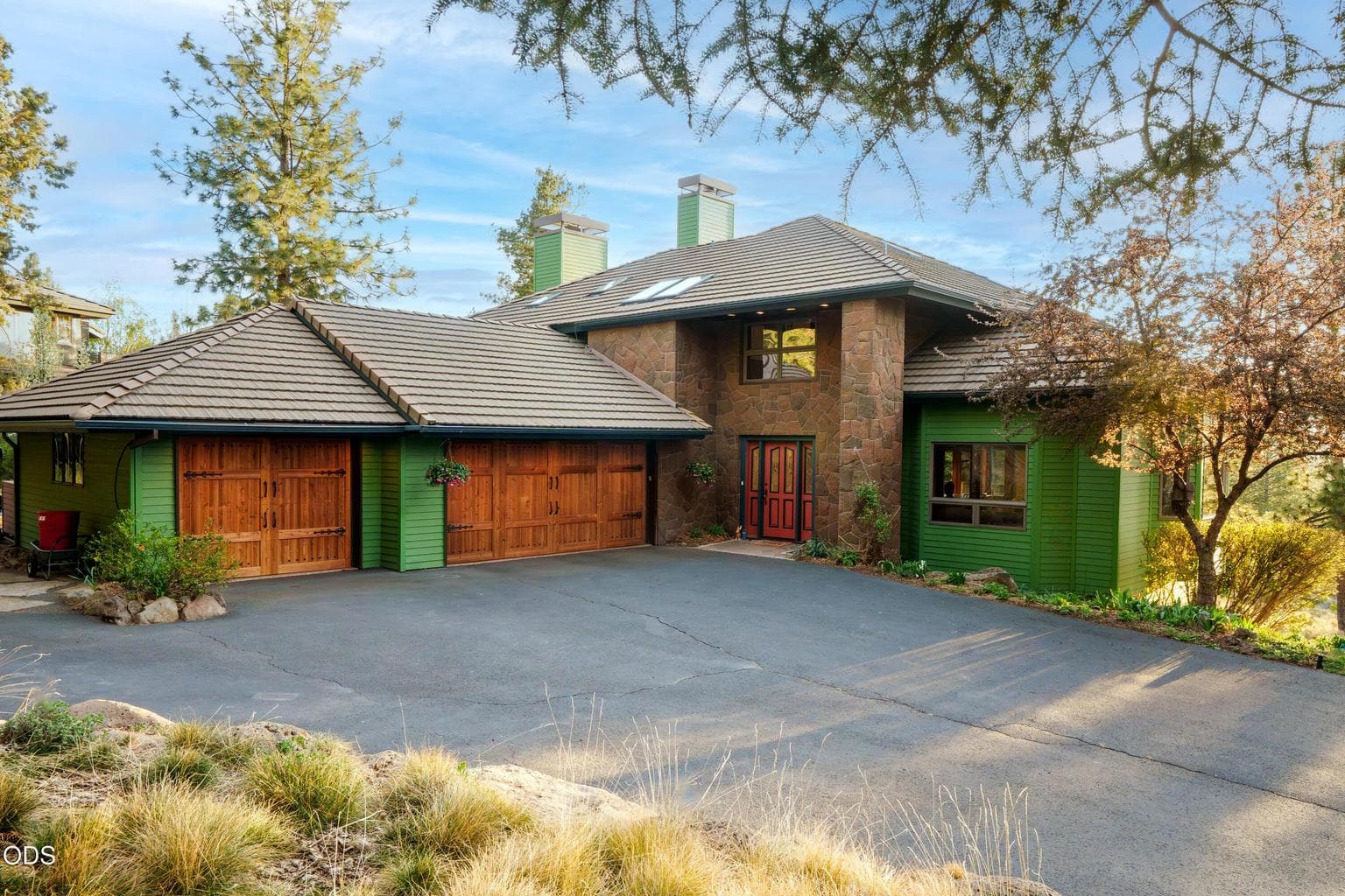 2889 Starview Drive