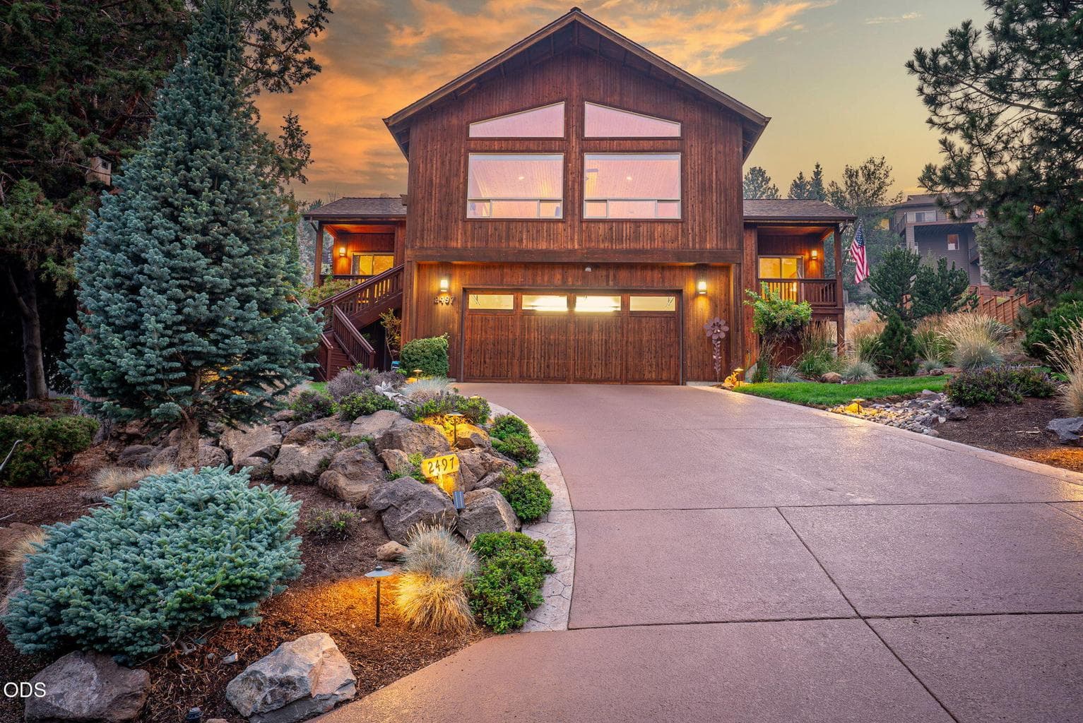 Photo of 2497 Todds Crest Drive 2 of 40