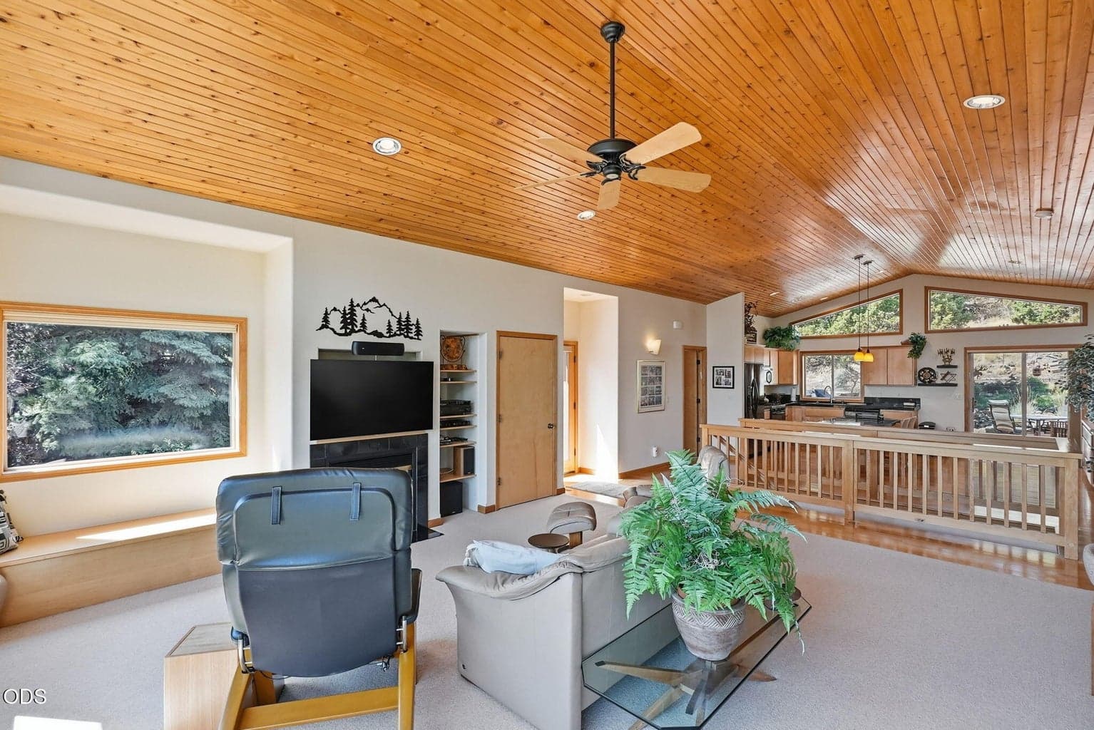 Photo of 2497 NW Todds Crest Drive 7 of 40