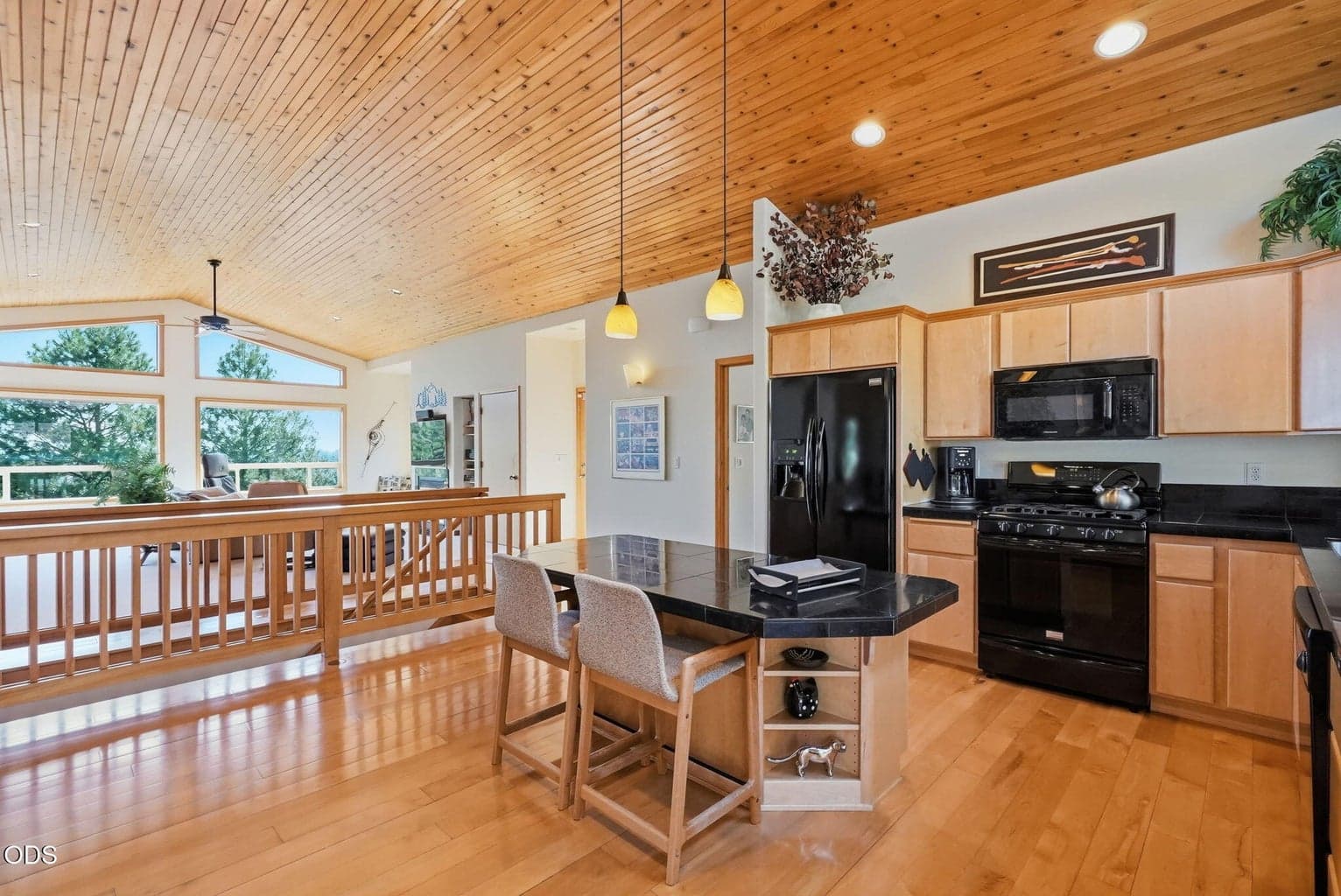 Photo of 2497 NW Todds Crest Drive 12 of 40