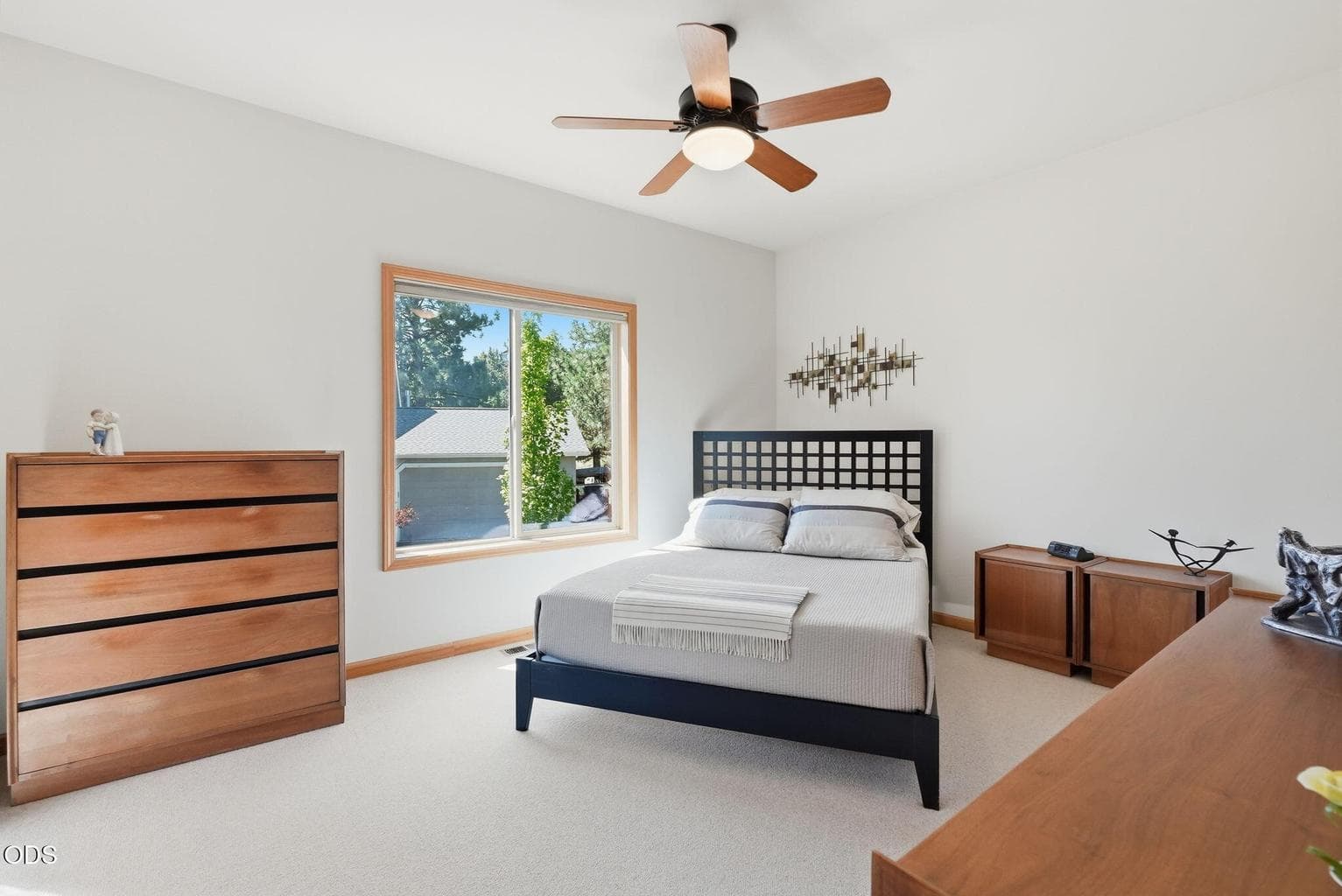 Photo of 2497 NW Todds Crest Drive 14 of 40