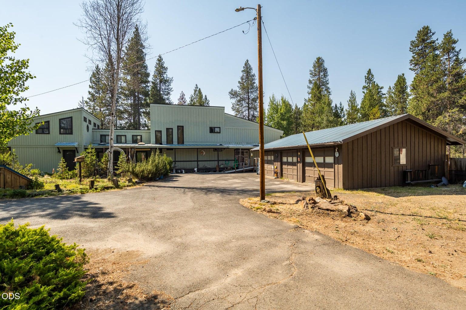 Photo of 52511 Antler Lane 4 of 44