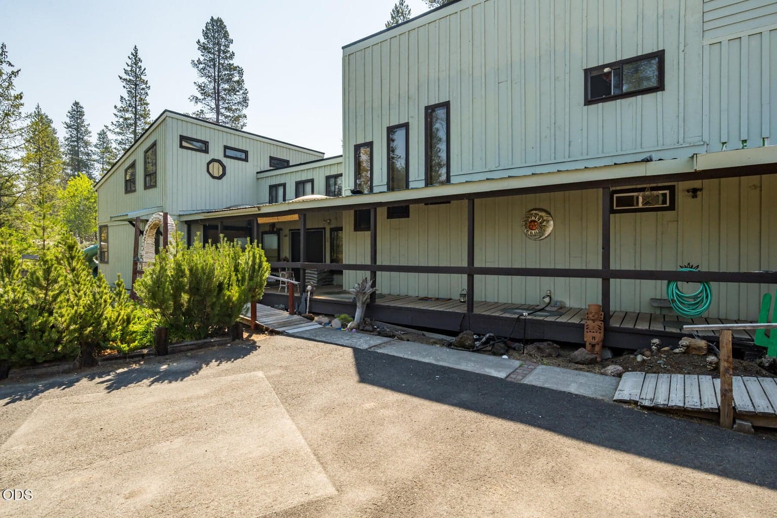 Photo of 52511 Antler Lane 5 of 44