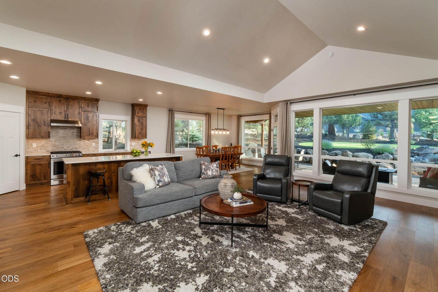 Photo of 1385 Spring Ridge Court 4 of 47