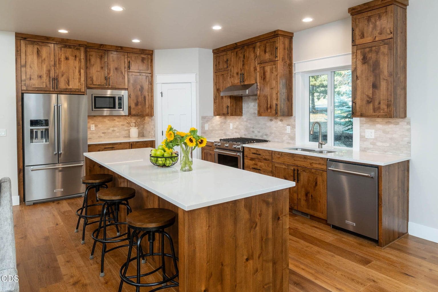 Photo of 1385 Spring Ridge Court 5 of 47