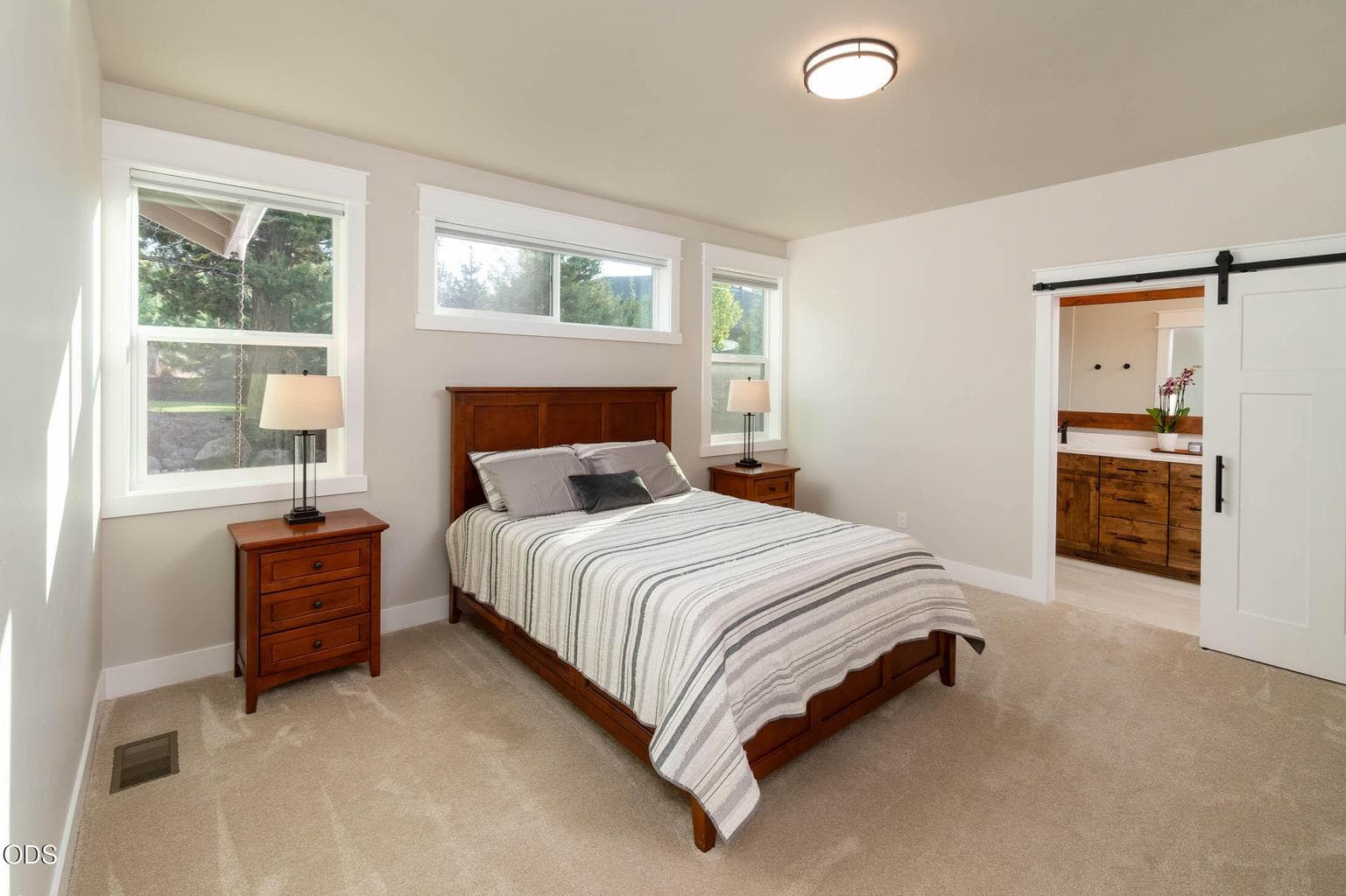 Photo of 1385 Spring Ridge Court 23 of 47