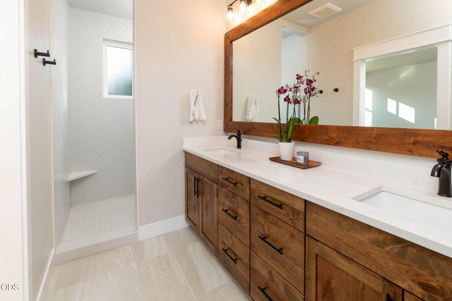 Photo of 1385 Spring Ridge Court 24 of 47