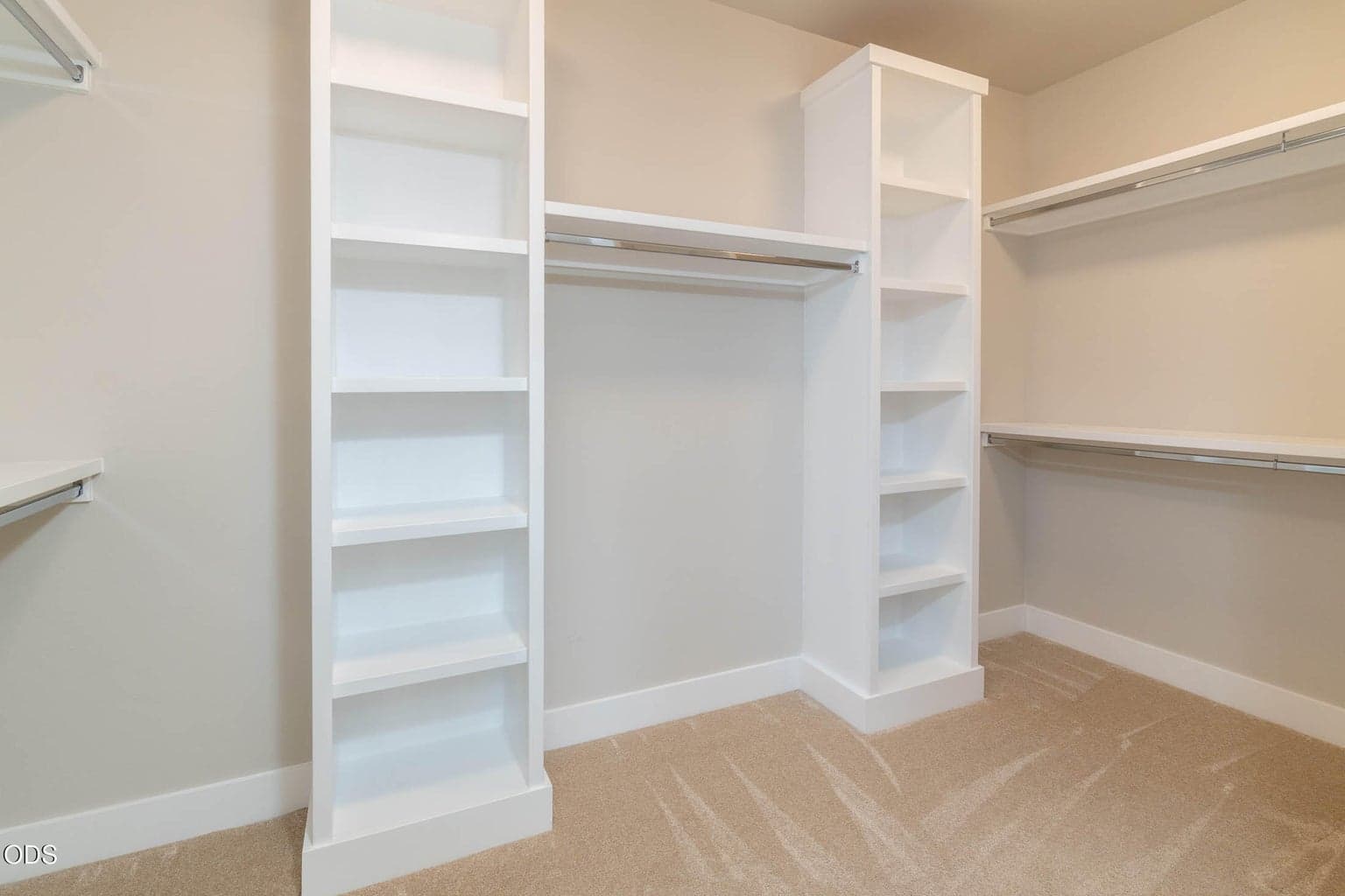 Photo of 1385 Spring Ridge Court 25 of 47