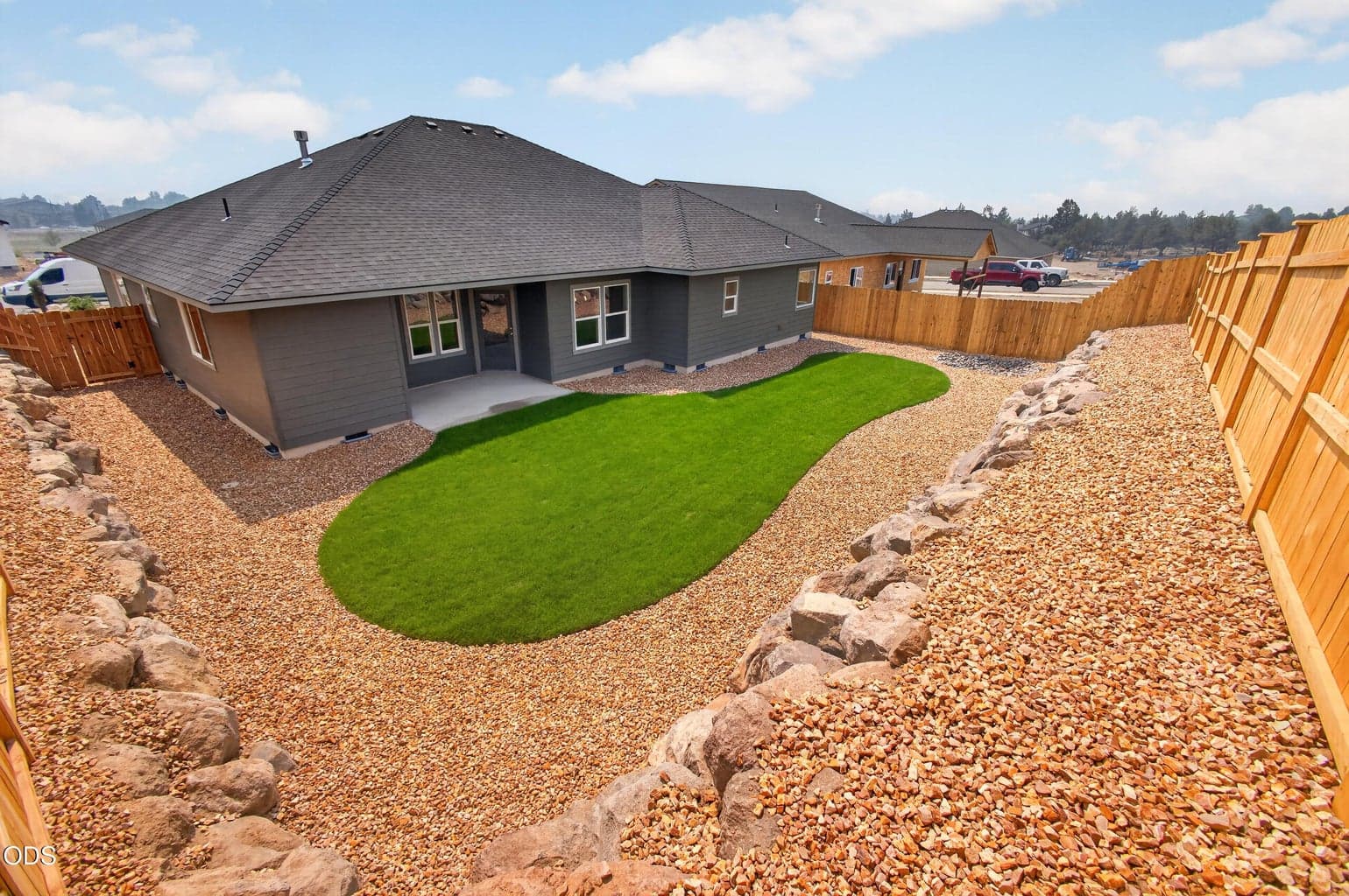 Photo of 3855 SW Antelope Way 25 of 29