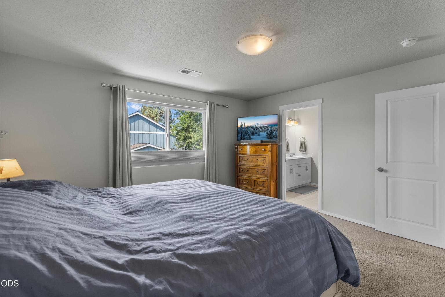 Photo of 21182 Thomas Drive 15 of 34