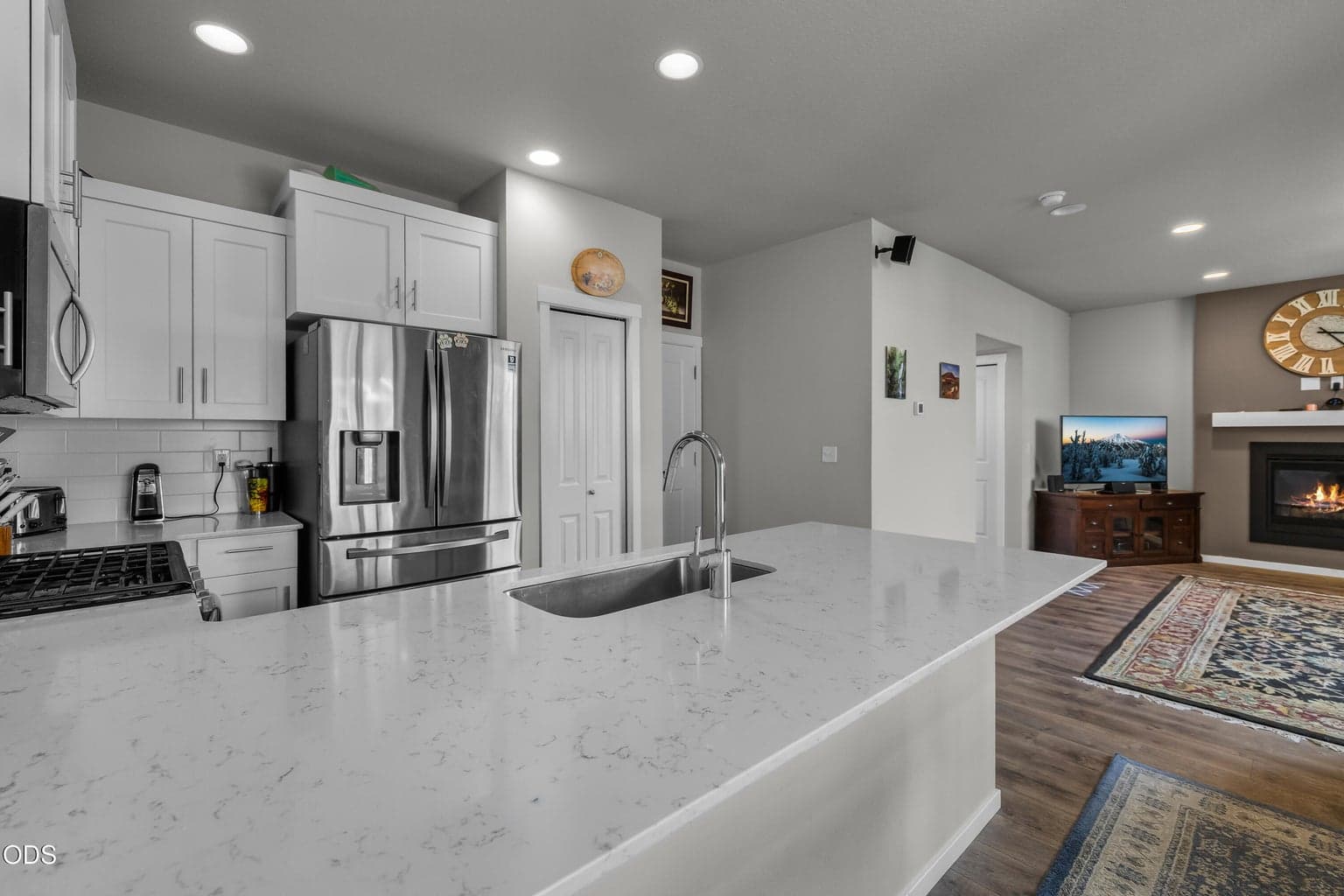 Photo of 21182 Thomas Drive 9 of 34