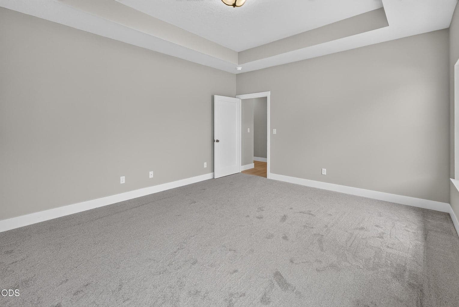 Primary bdrm w box vault
