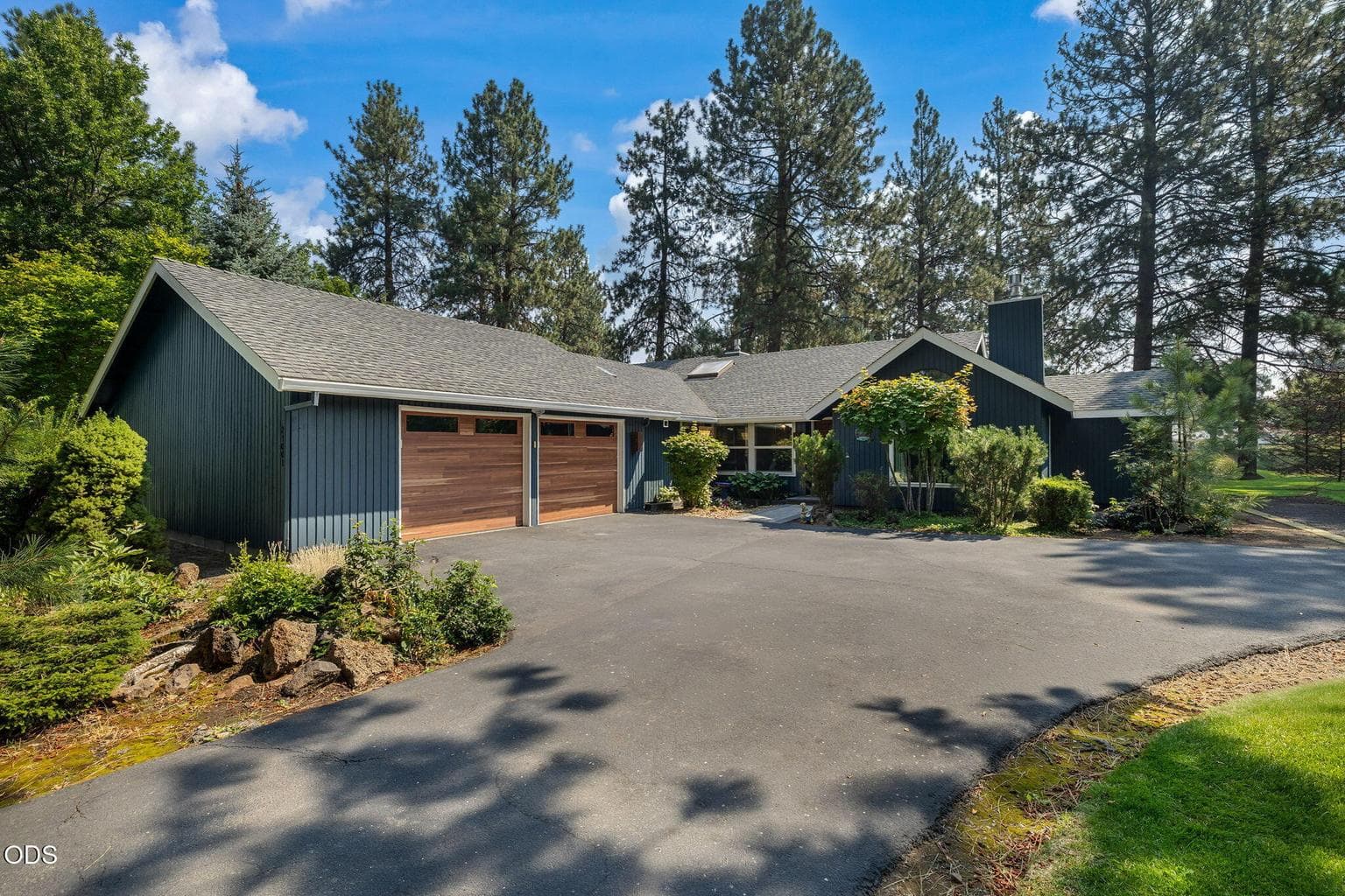 Photo of 21001 King Hezekiah Way 1 of 73