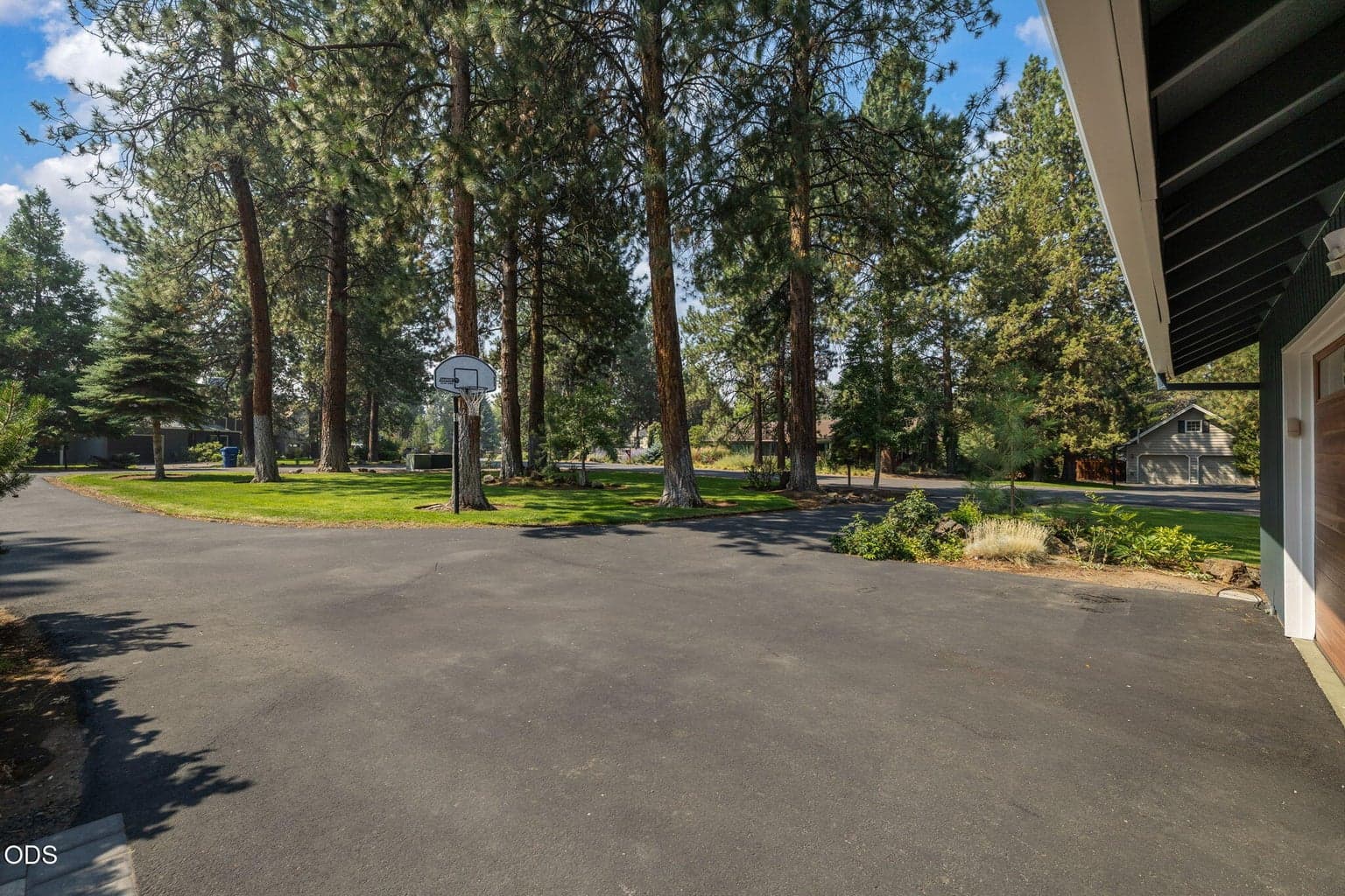 Photo of 21001 SE King Hezekiah Way 57 of 73