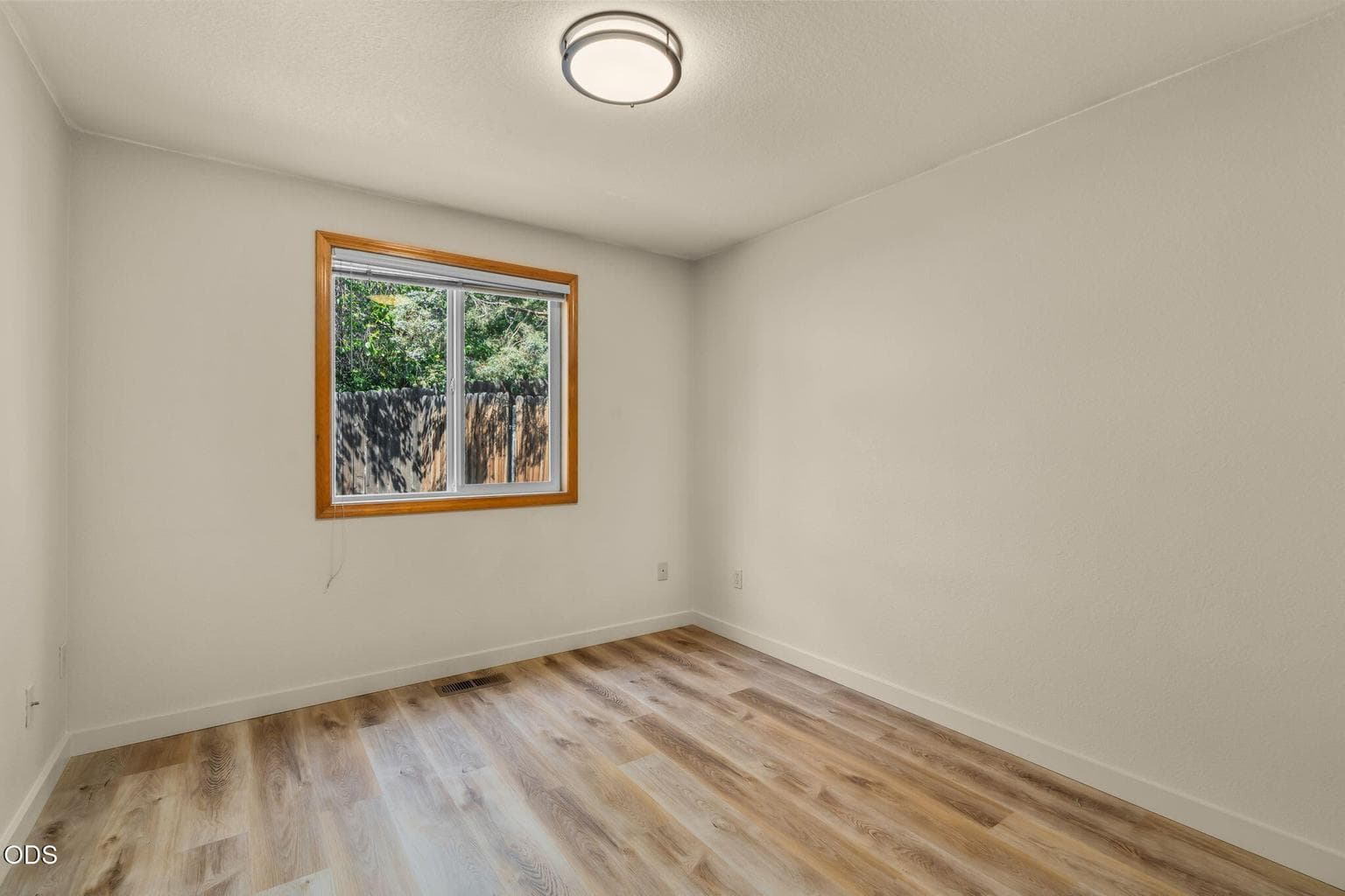 Photo of 1961 NE Windy Tree Court 13 of 35