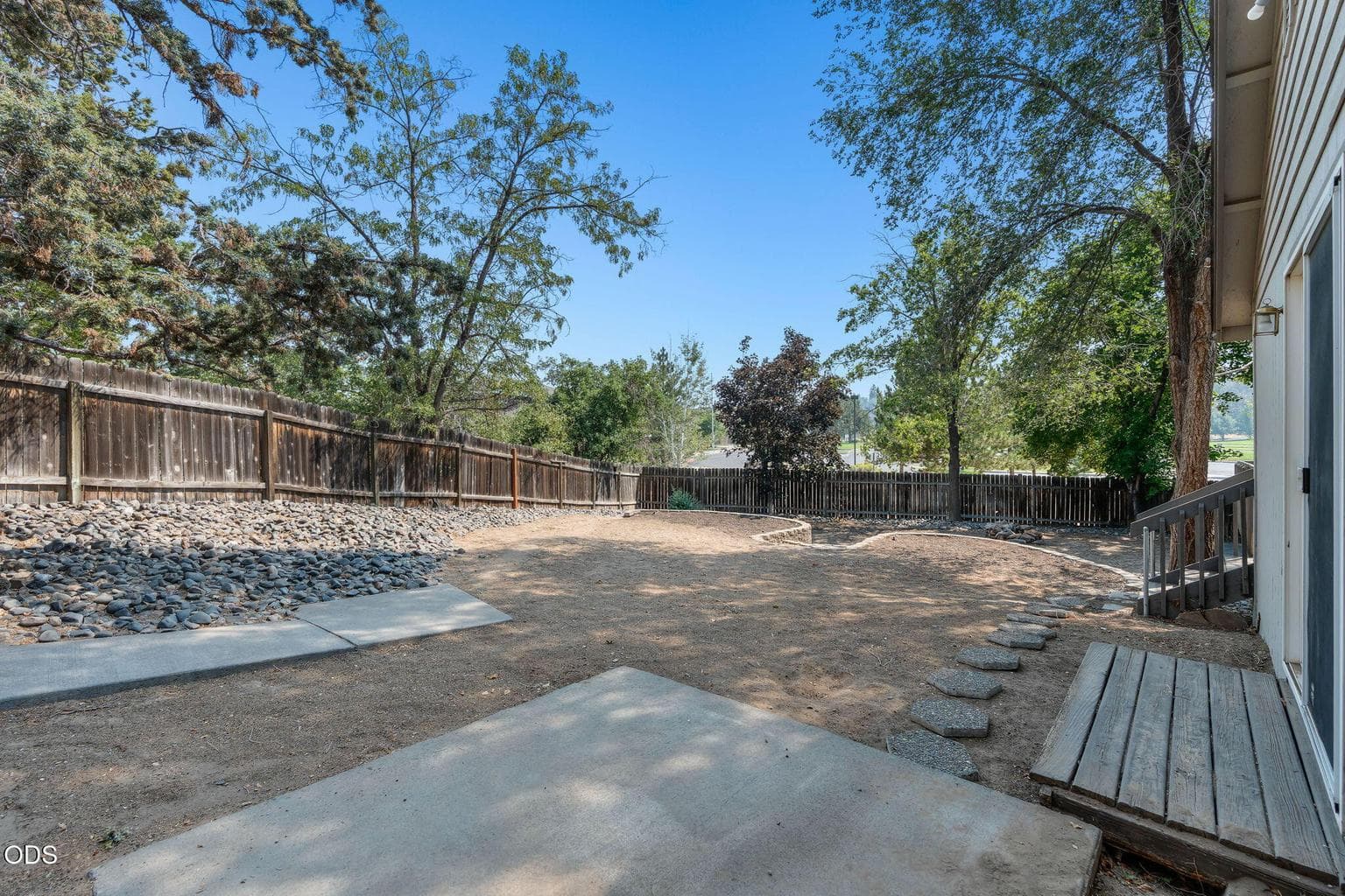 Photo of 1961 NE Windy Tree Court 25 of 35