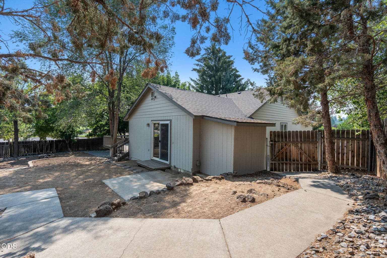 Photo of 1961 NE Windy Tree Court 26 of 35