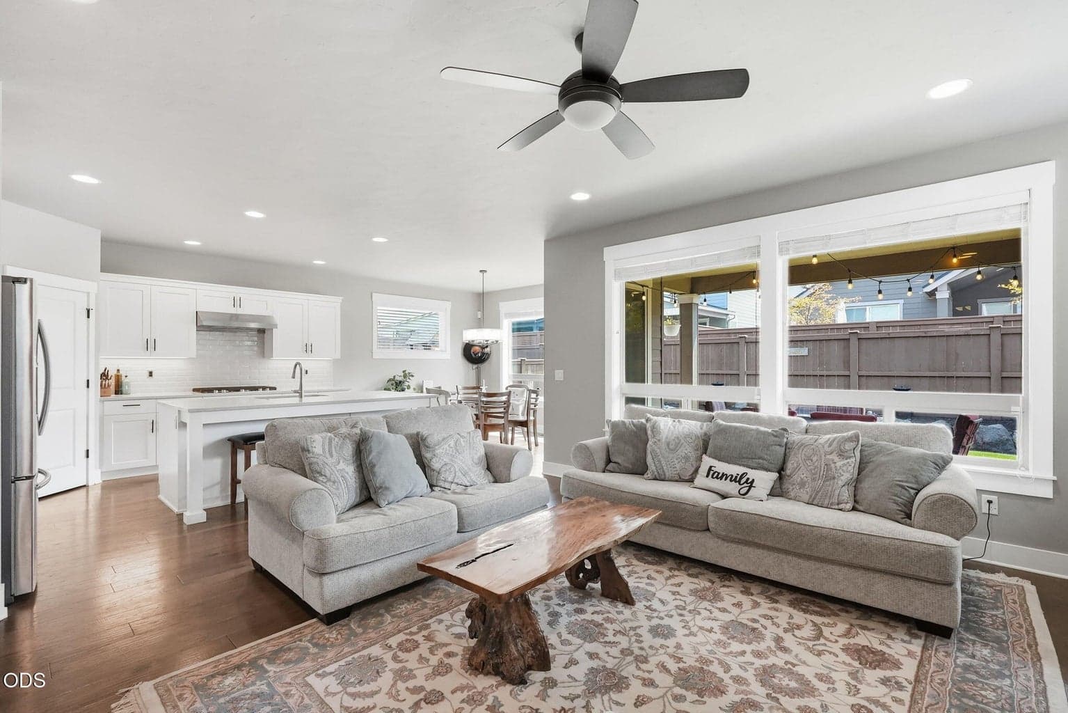Photo of 20853 Humber Lane 2 of 60