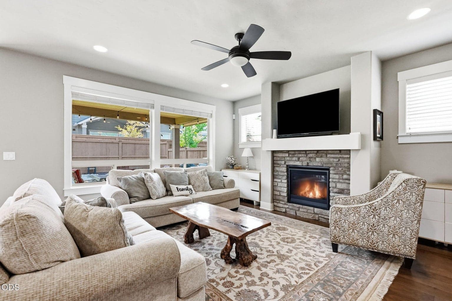 Photo of 20853 Humber Lane 5 of 60
