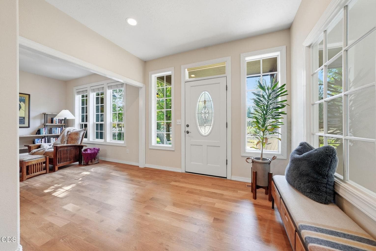 Photo of 750 S Maple Street 6 of 77