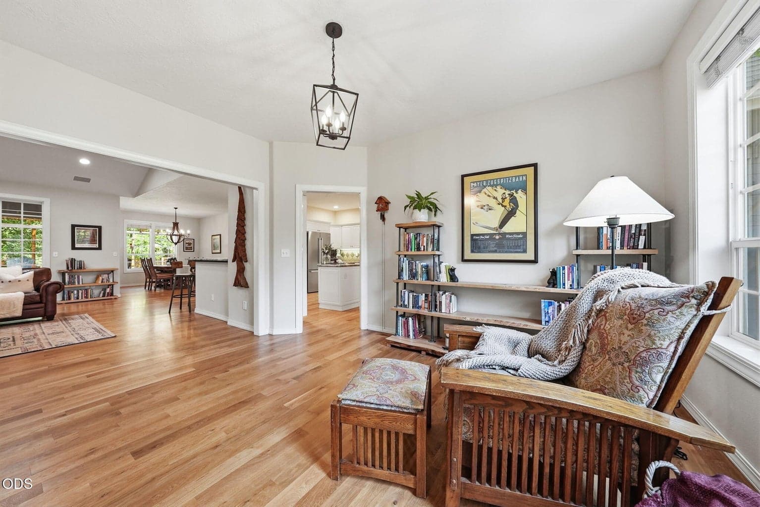 Photo of 750 S Maple Street 8 of 77