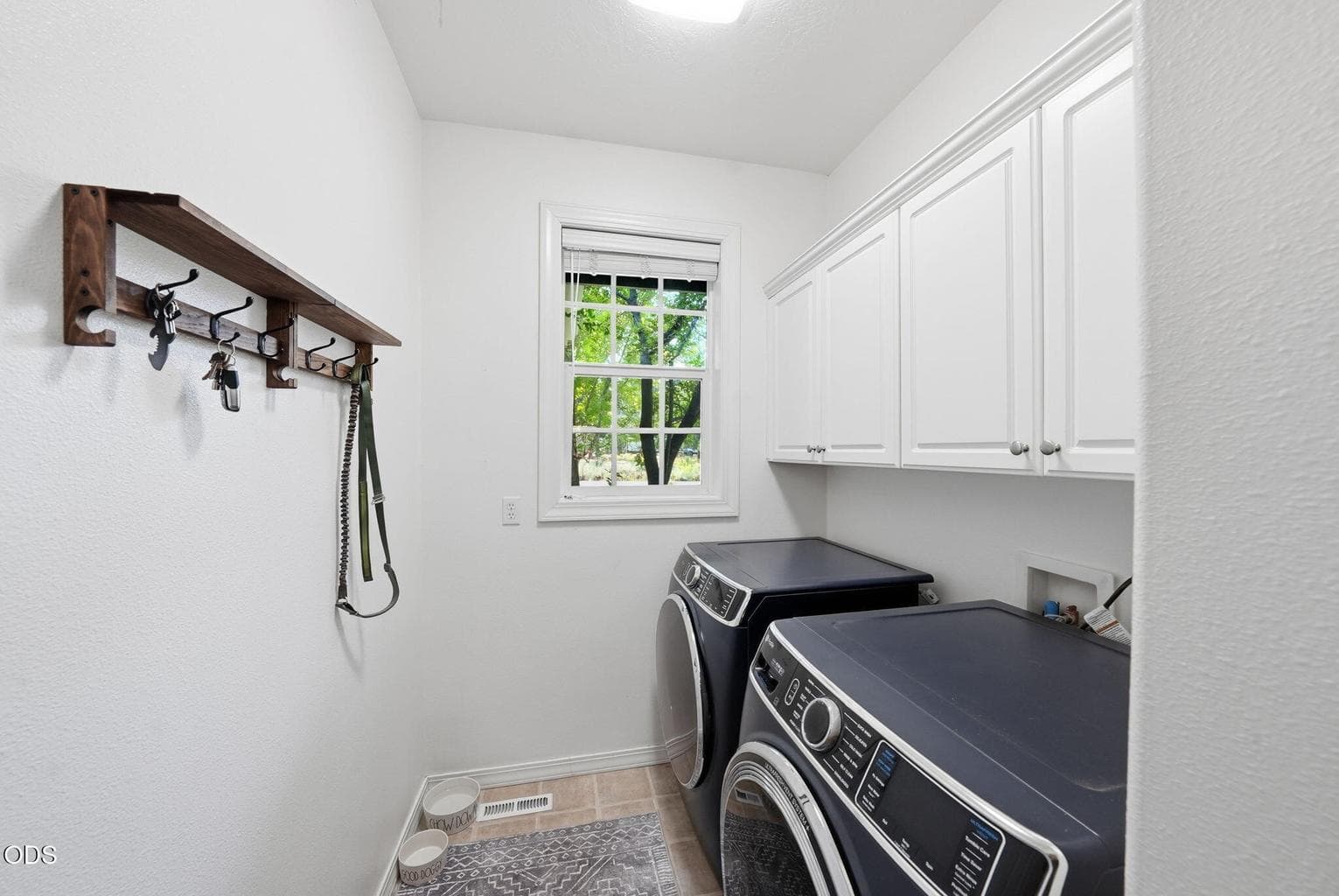 Photo of 750 S Maple Street 32 of 77