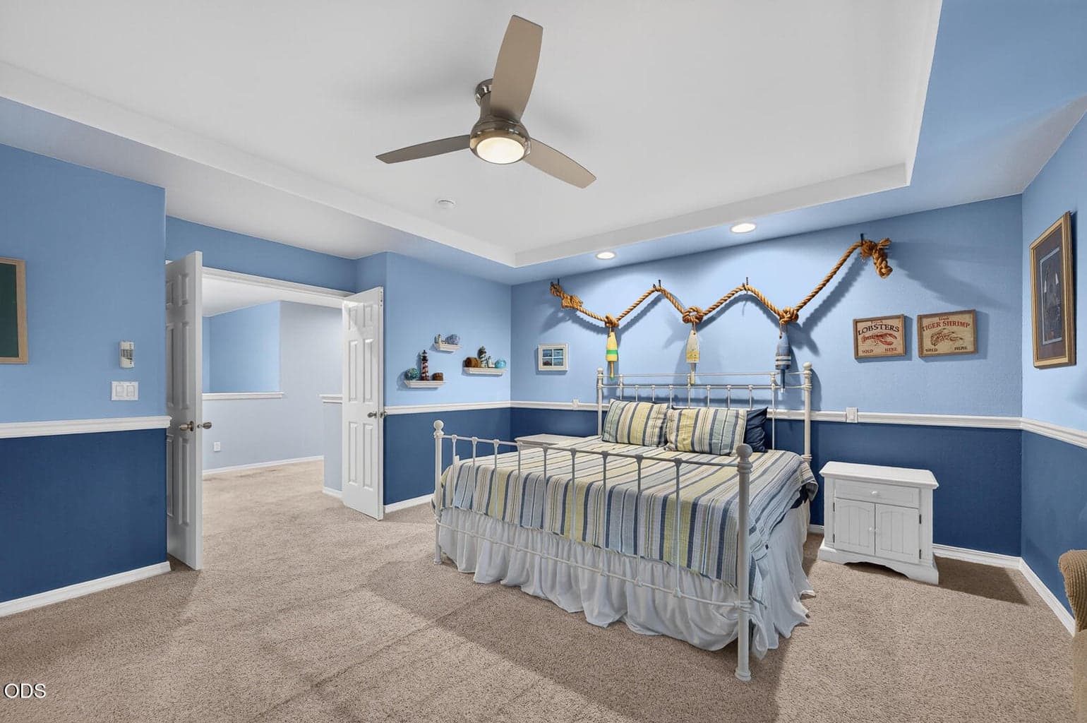 Oversized primary bedroom