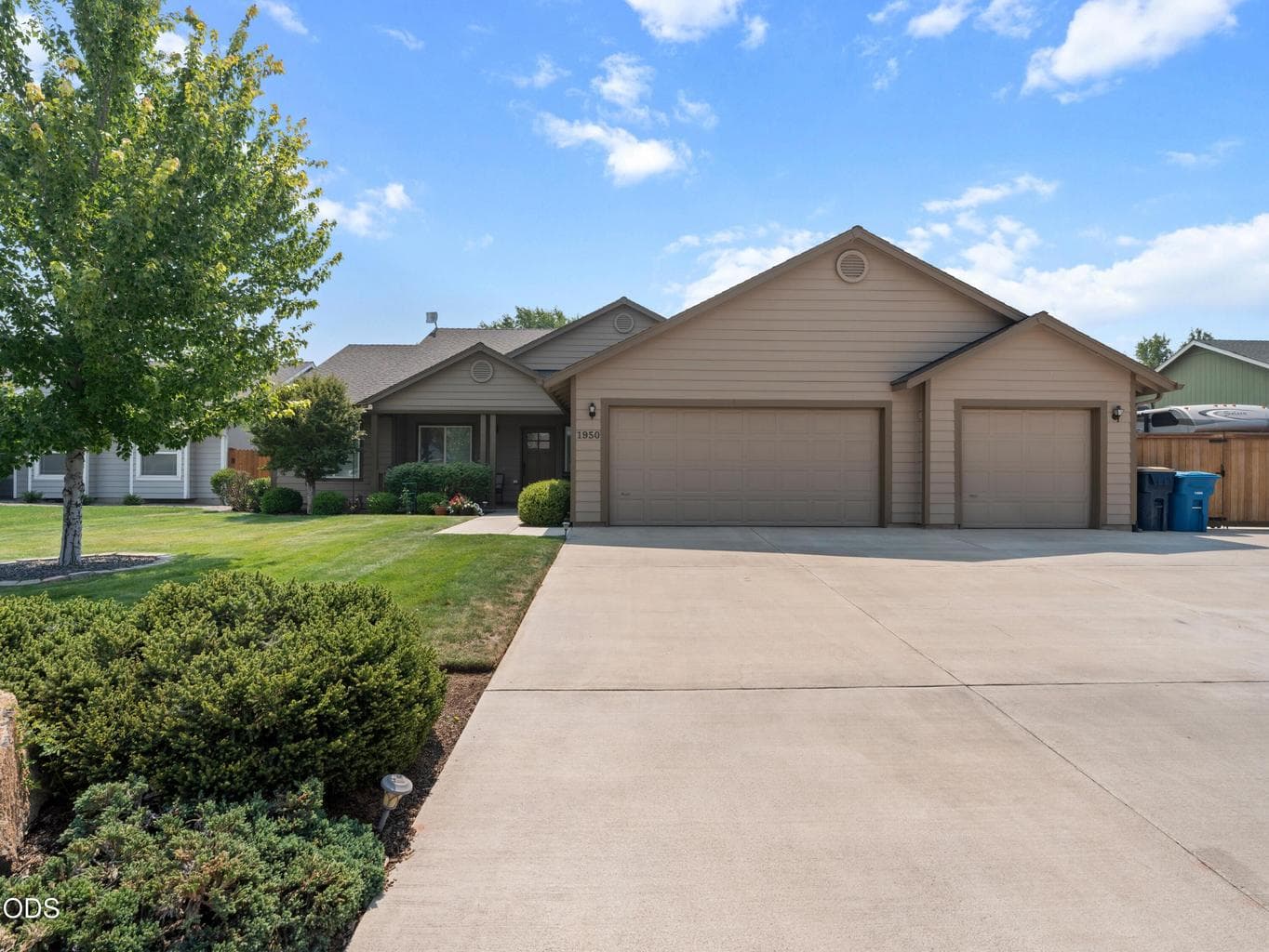 Photo of 1950 Nickernut Court 1 of 26