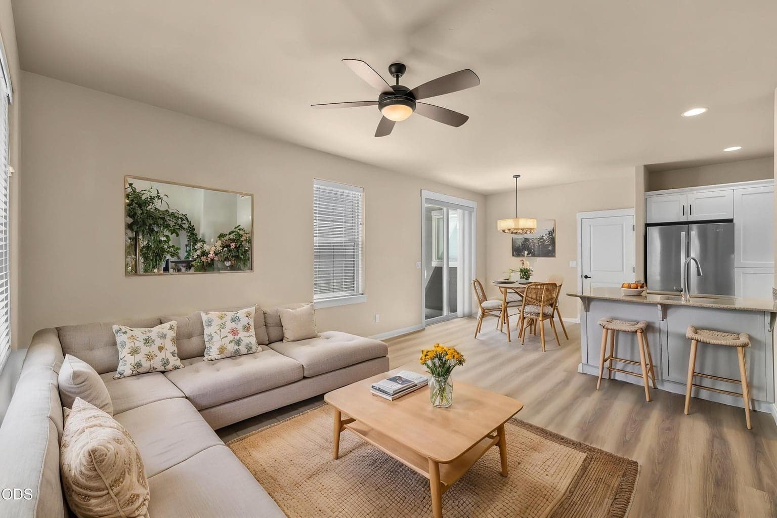 Photo of 61065 SE Sydney Harbor Drive 6 of 53